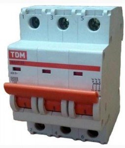 Автоматический выключатель TDM ВА47-29 3P 1А 4,5кА х-ка С  